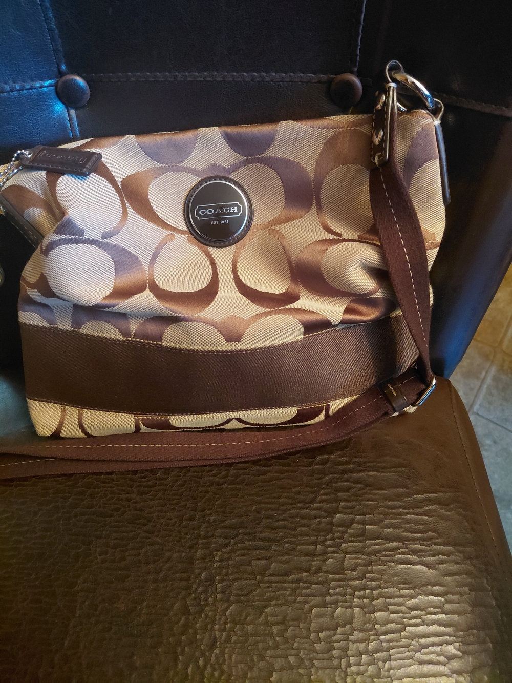 Coach Light Brown Bag With Dark Brown Coach Symbols